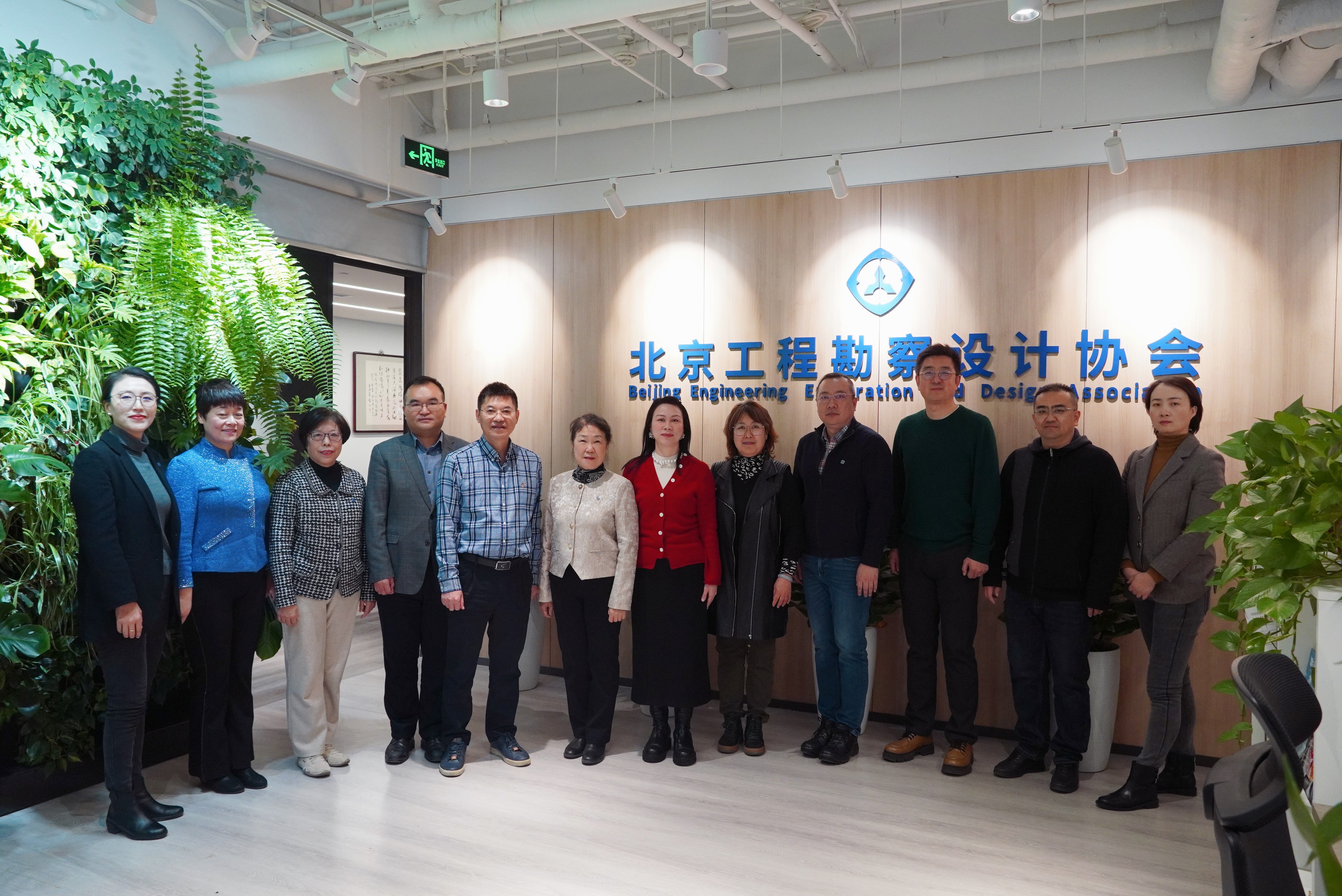 1735032600682570.jpg 1735032600682570.jpg